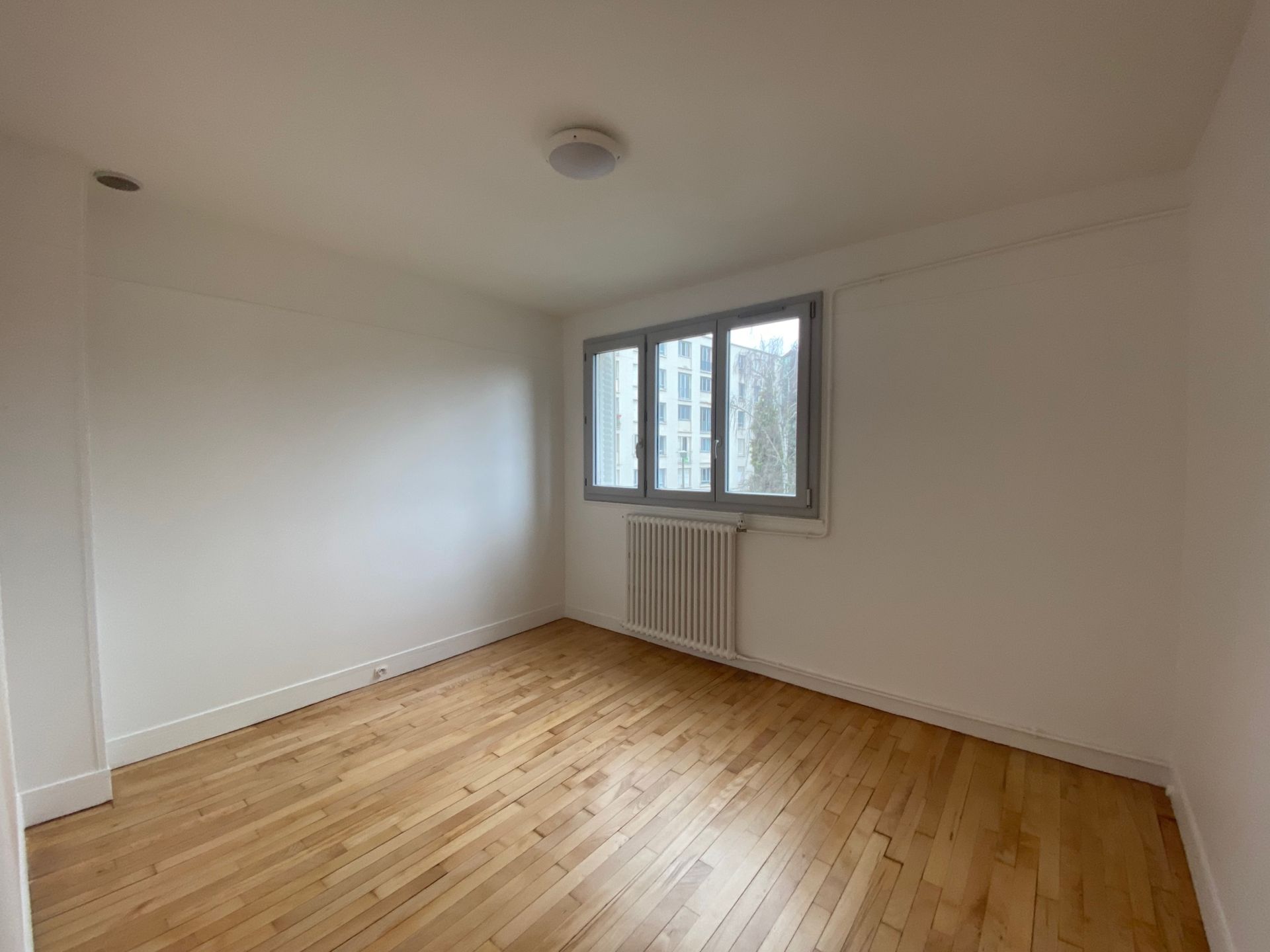 apartment 3 rooms for sale on RUEIL MALMAISON (92500)