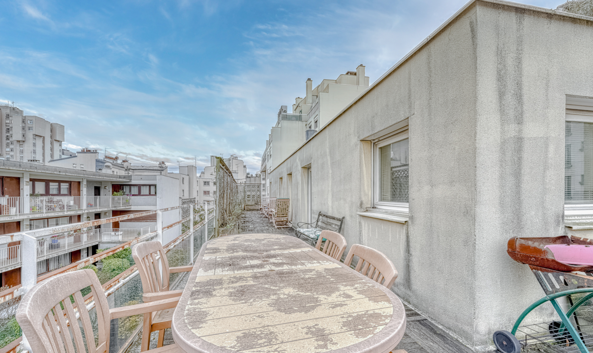 apartment 5 rooms for sale on PARIS (75015)