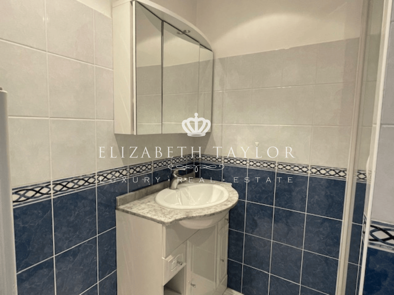 apartment 1 room for sale on Saint-Germain-en-Laye (78100)