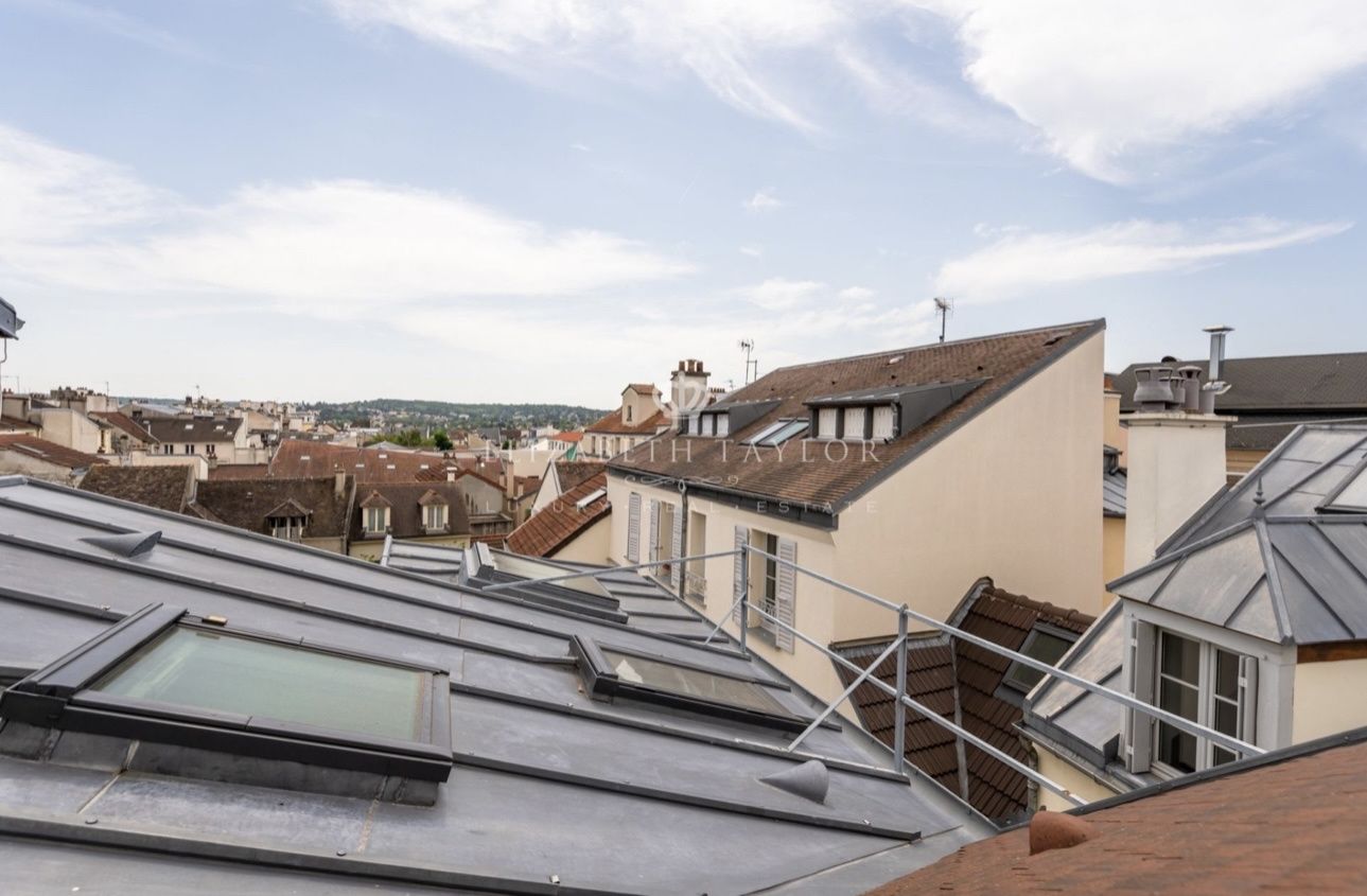 apartment 1 room for sale on Saint-Germain-en-Laye (78100)