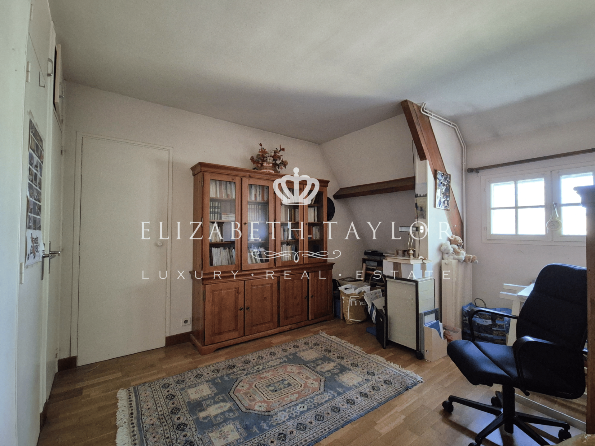 house 9 rooms for sale on Mareil-sur-Mauldre (78124)