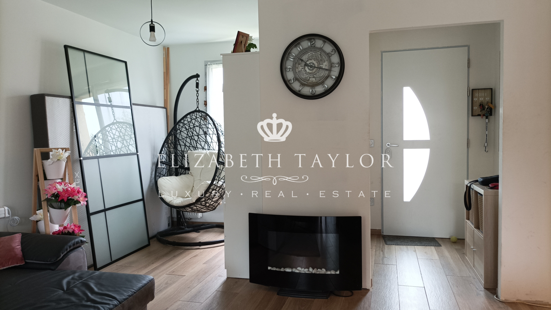 house 8 rooms for sale on Maurepas (78310)