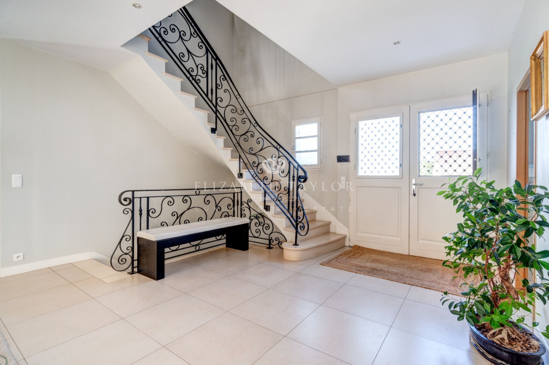 maison 10 pièces en vente sur Orgeval (78630)