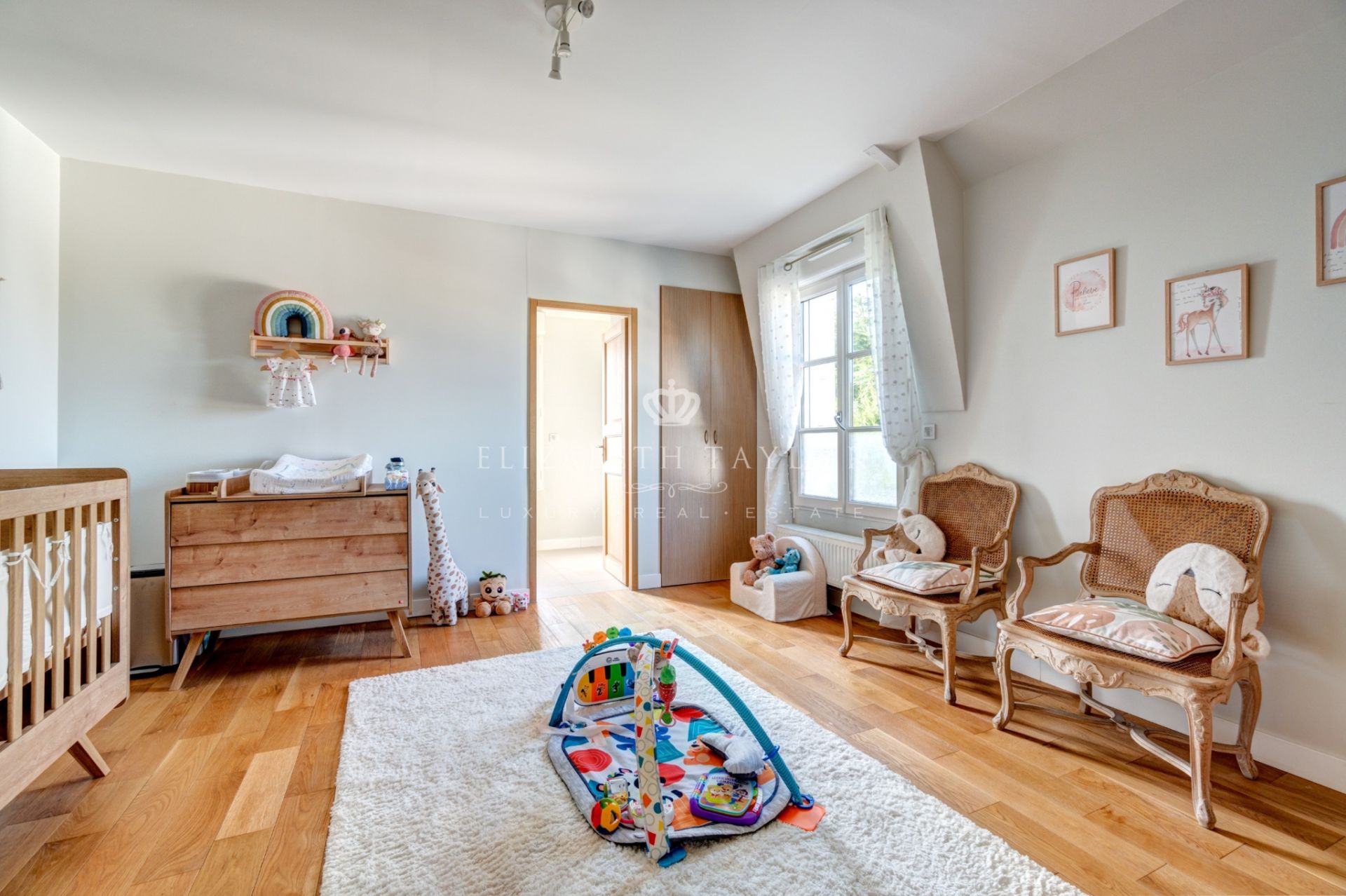 maison 10 pièces en vente sur Orgeval (78630)