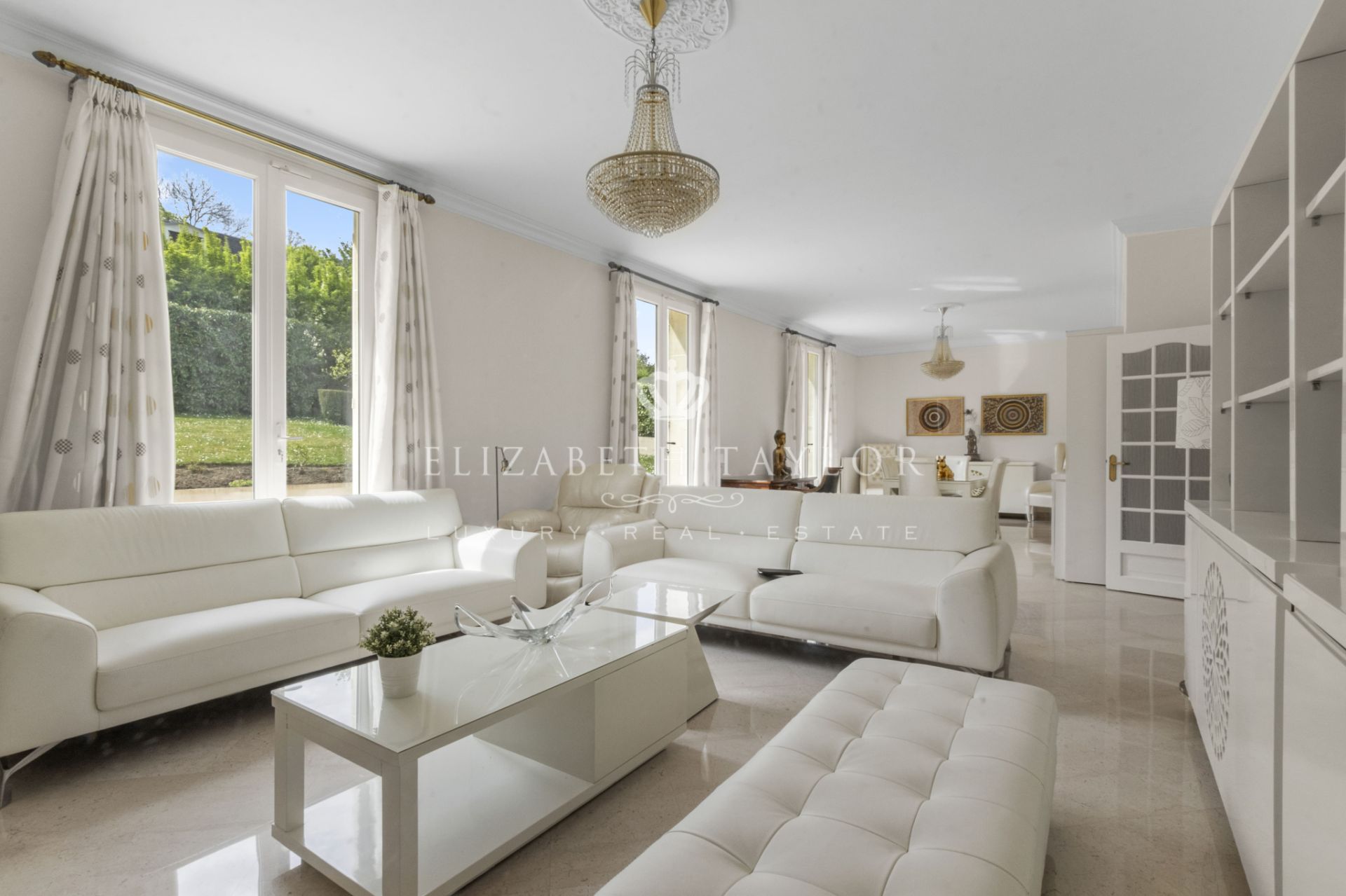 house 10 rooms for rent on Rueil-Malmaison (92500)