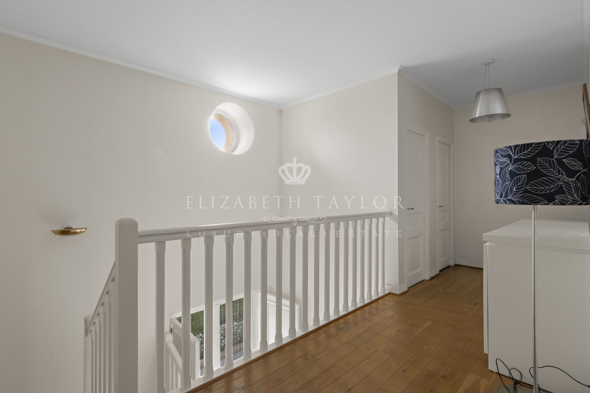 house 10 rooms for rent on Rueil-Malmaison (92500)