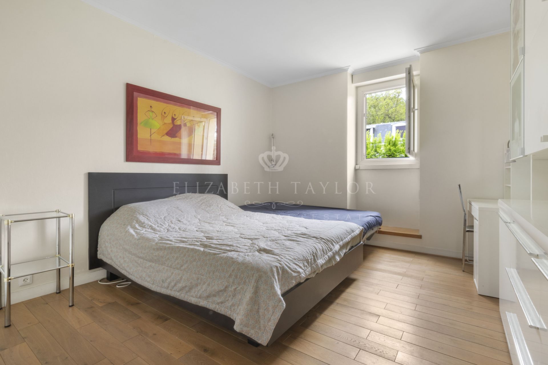 house 10 rooms for rent on Rueil-Malmaison (92500)
