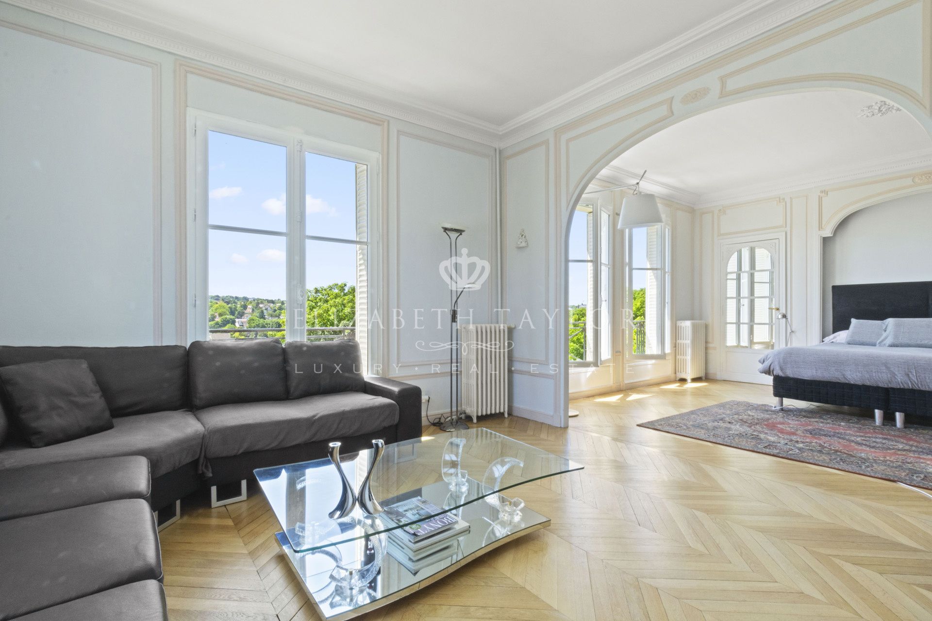 property 12 rooms for sale on Saint-Germain-en-Laye (78100)