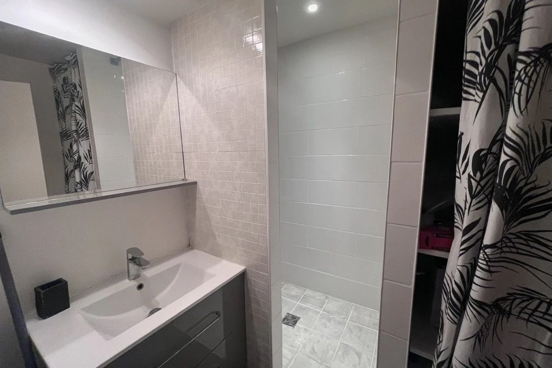 house 4 rooms for sale on Le Vésinet (78110)