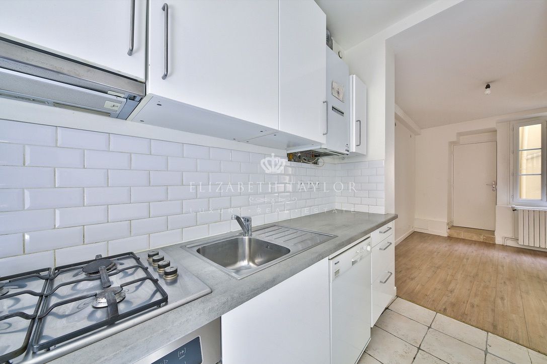 apartment 3 rooms for sale on Saint-Germain-en-Laye (78100)