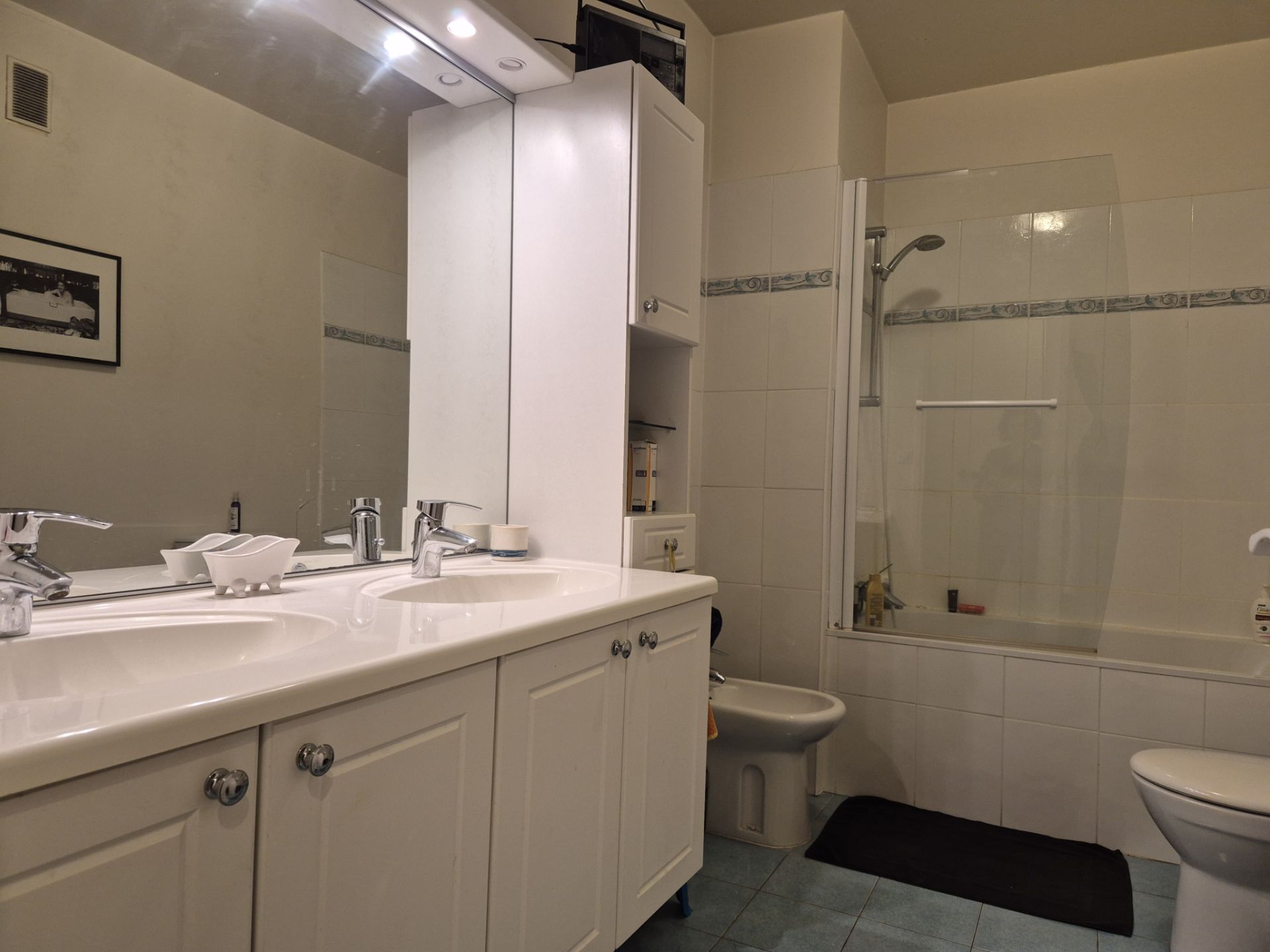 apartment 8 rooms for sale on Louveciennes (78430)