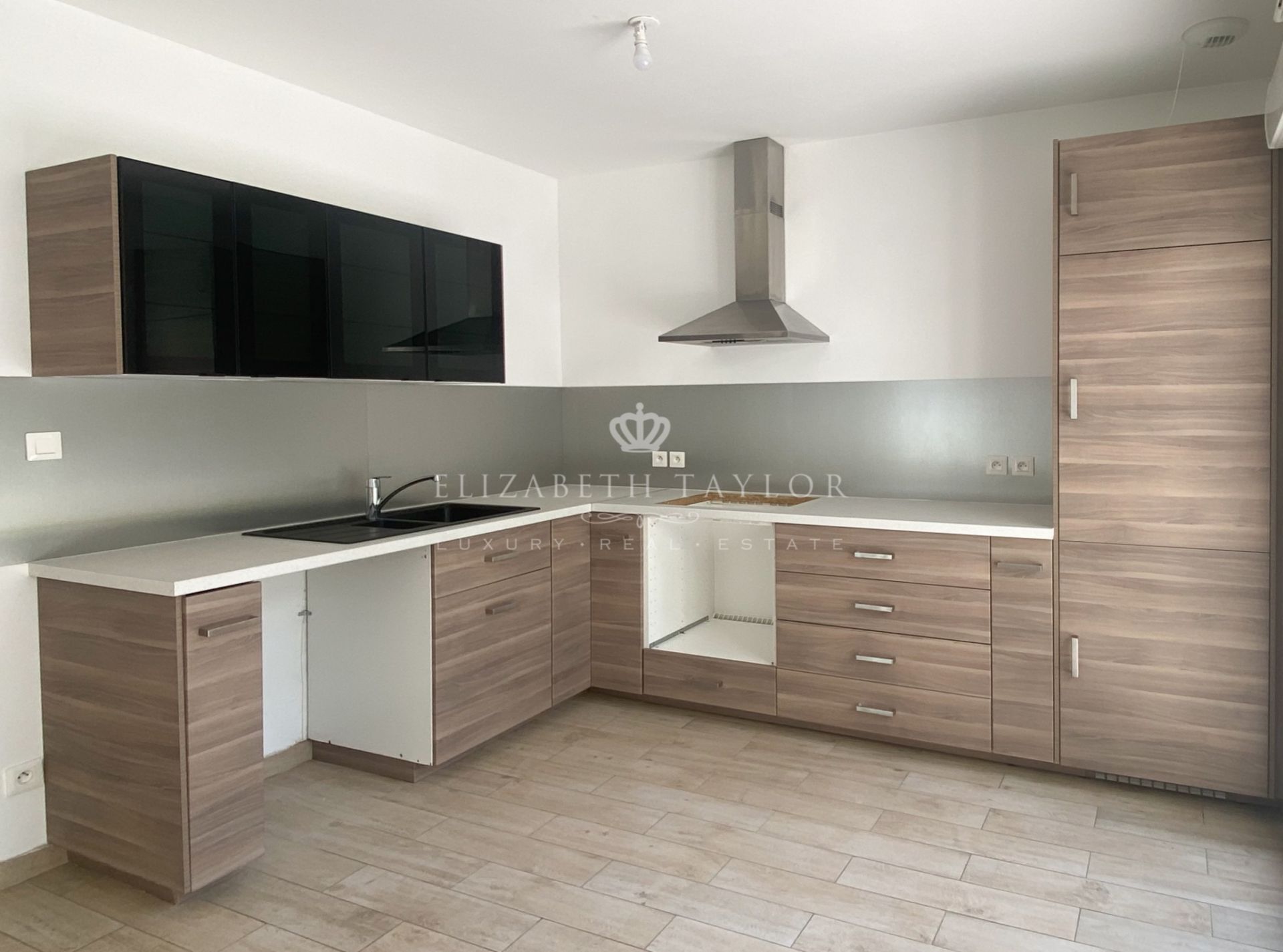 maison 7 pièces en location sur L'Étang-la-Ville (78620)