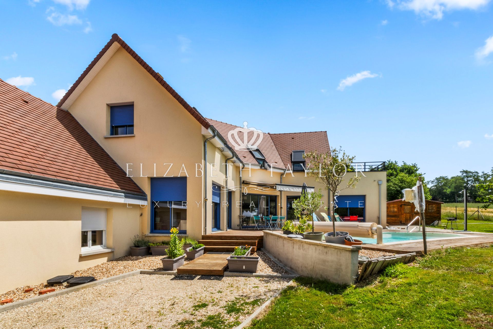 villa 8 pièces en vente sur Bazemont (78580)
