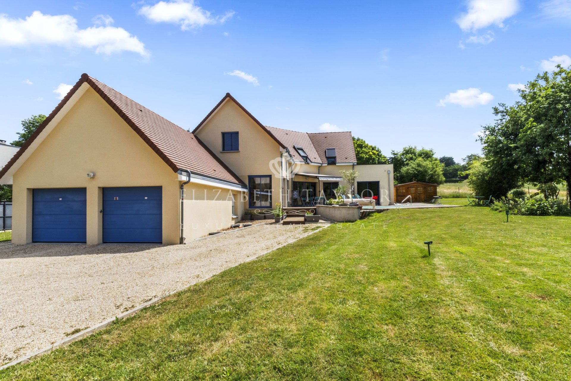 villa 8 pièces en vente sur Bazemont (78580)
