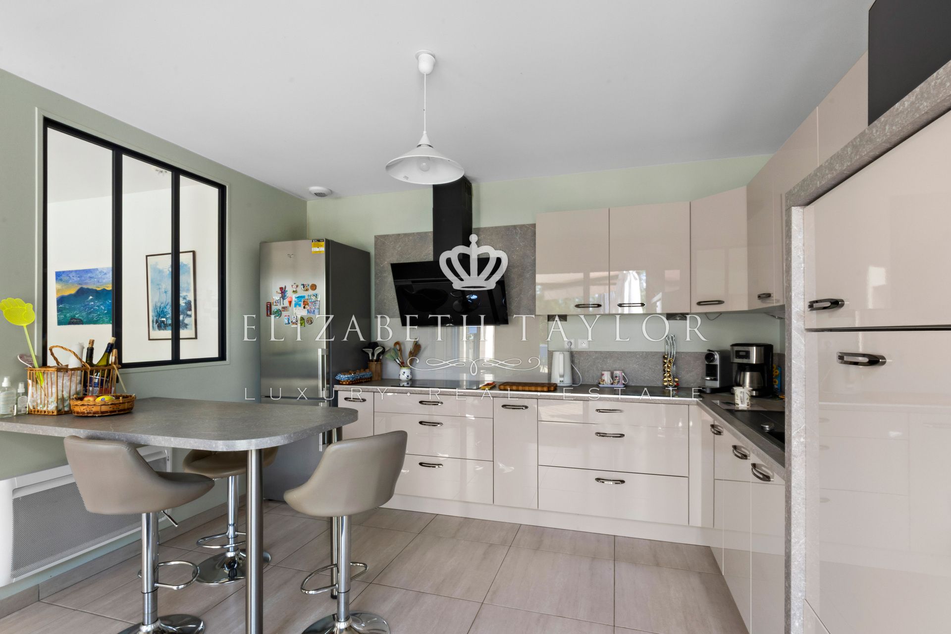 villa 8 pièces en vente sur Bazemont (78580)