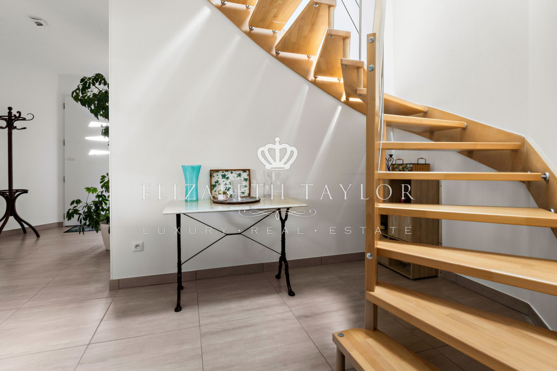 villa 8 pièces en vente sur Bazemont (78580)