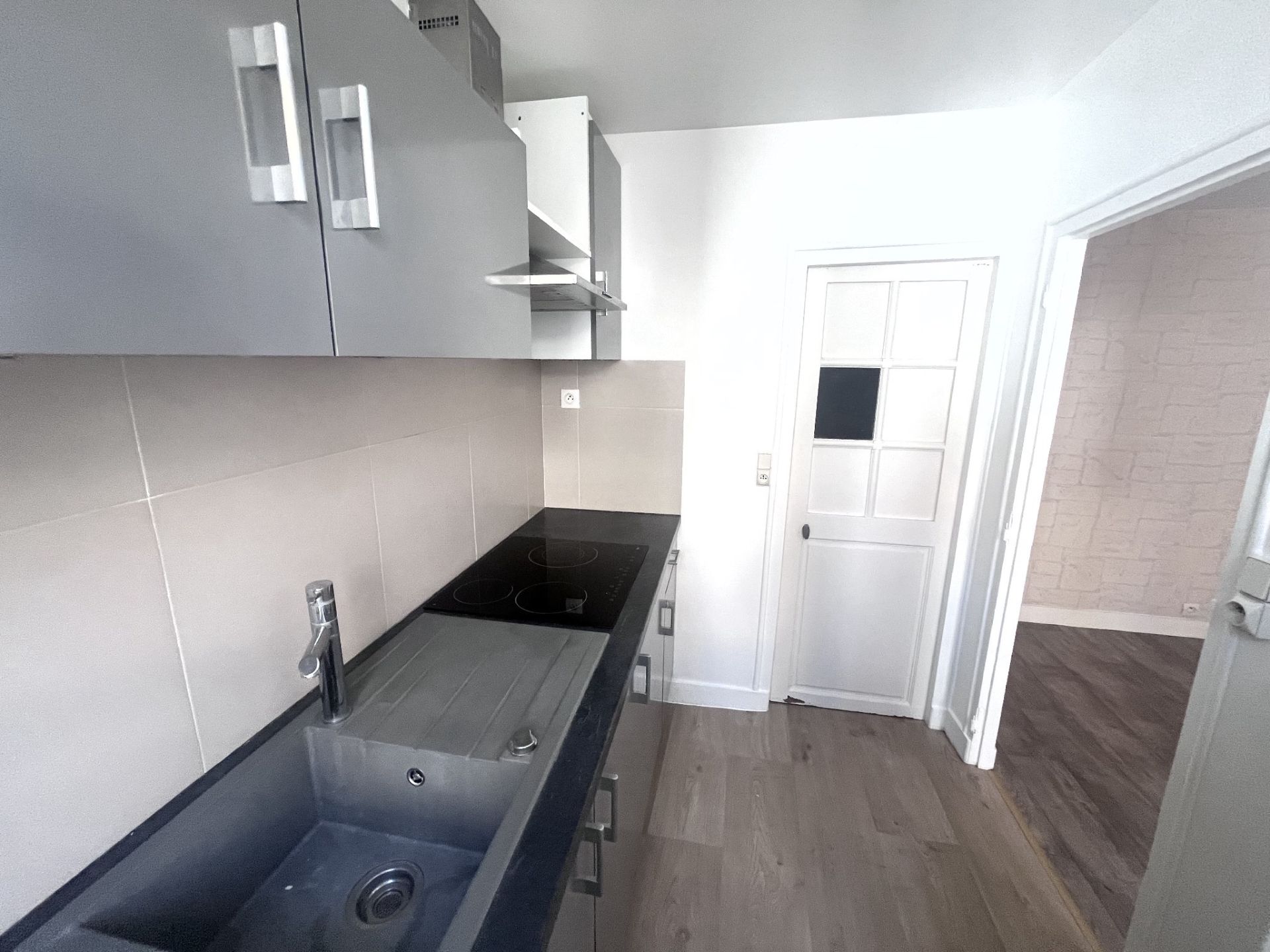 apartment 2 rooms for rent
