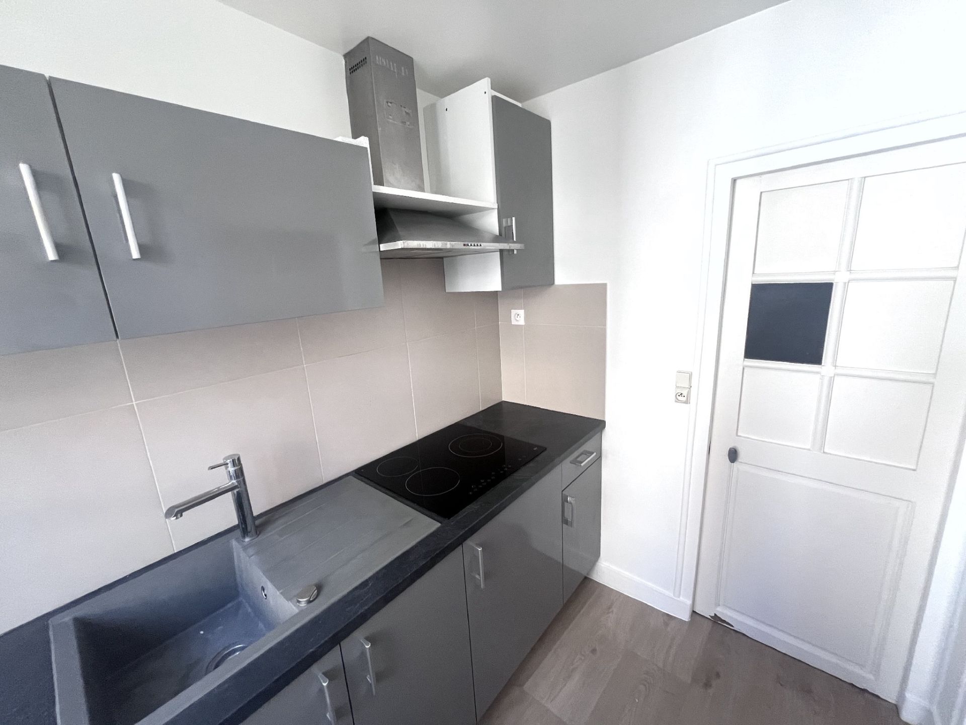 apartment 2 rooms for rent