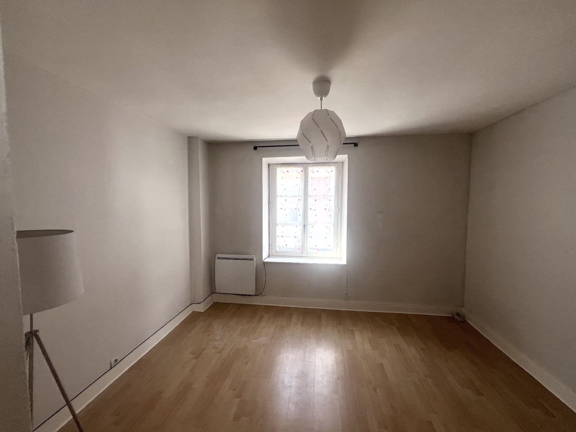 apartment 2 rooms for rent