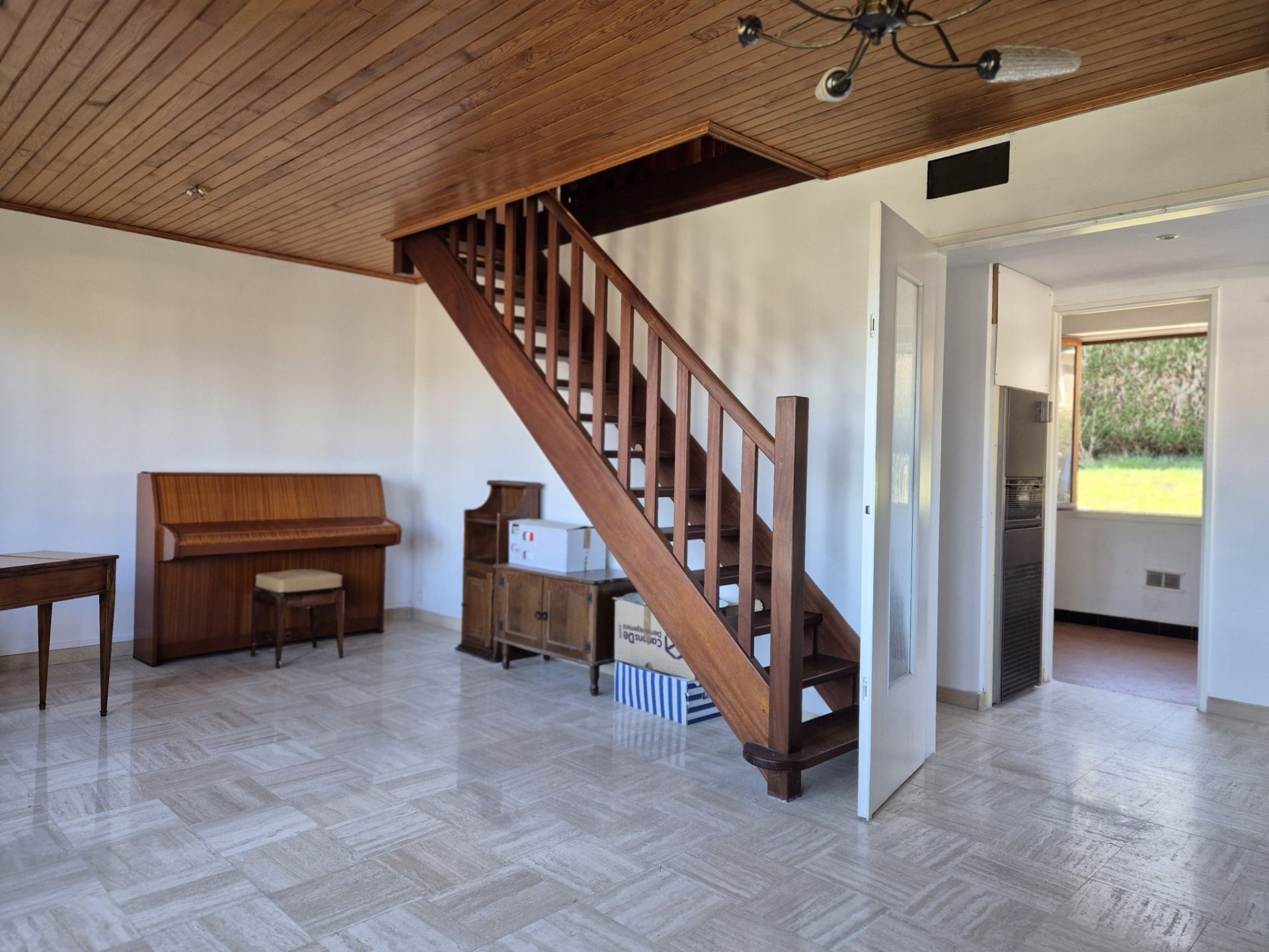 house 6 rooms for sale on Chevreuse (78460)