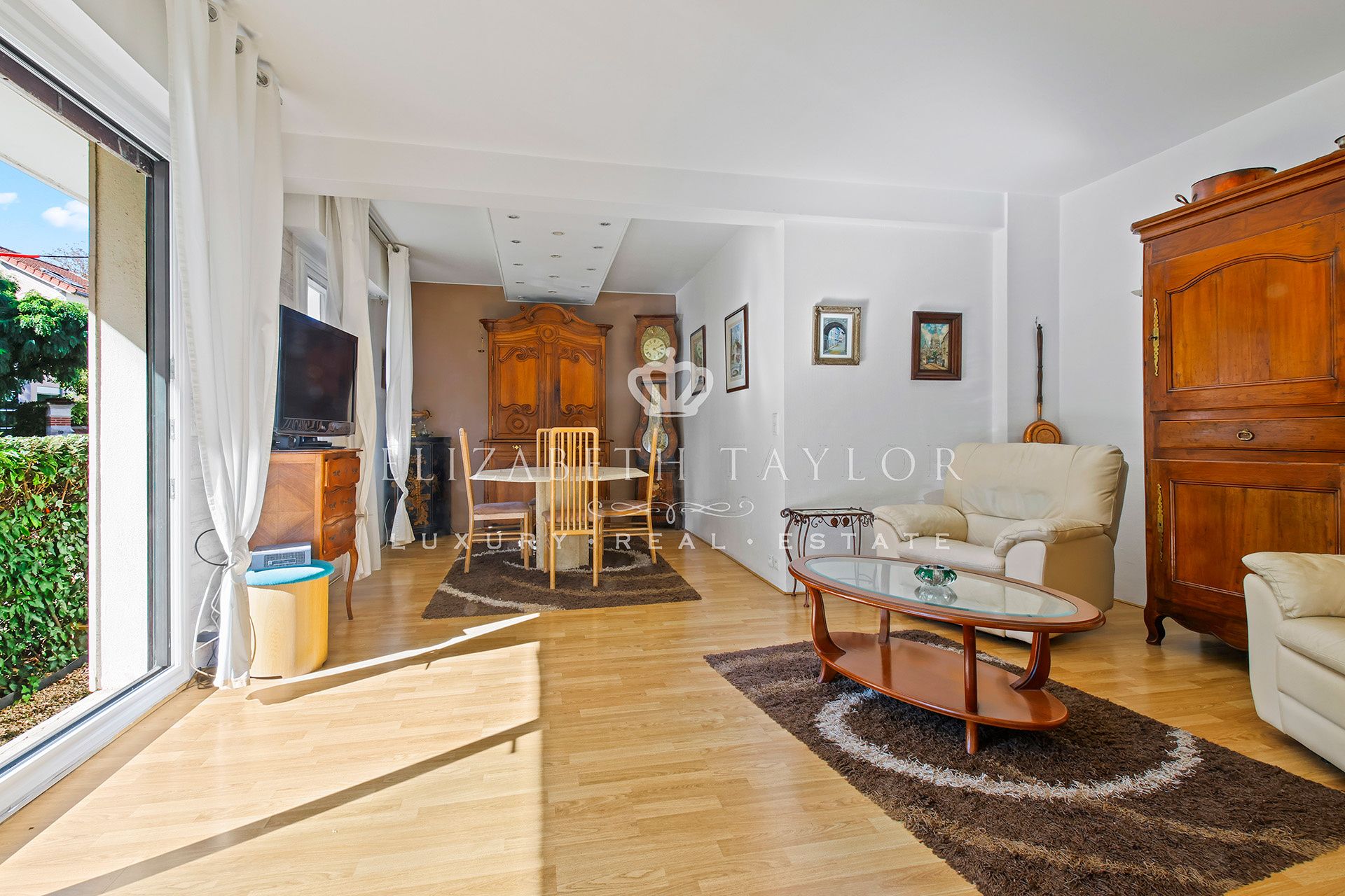 apartment 5 rooms for sale on Le Vésinet (78110)