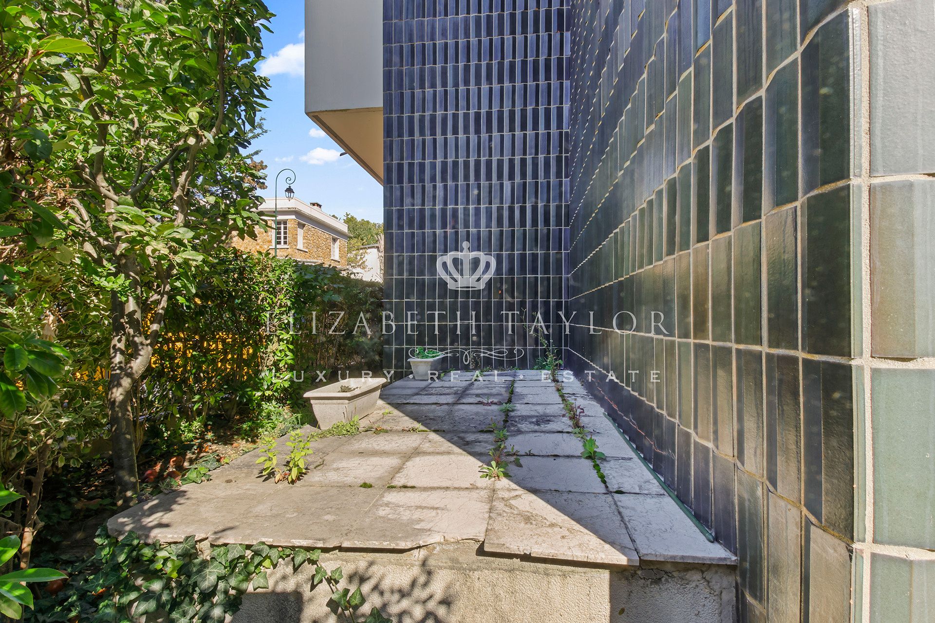 apartment 5 rooms for sale on Le Vésinet (78110)