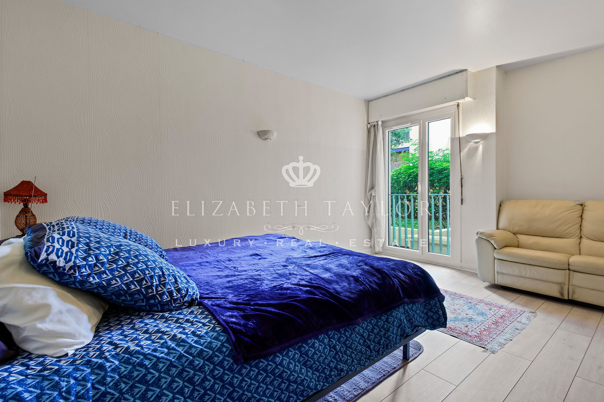 apartment 5 rooms for sale on Le Vésinet (78110)