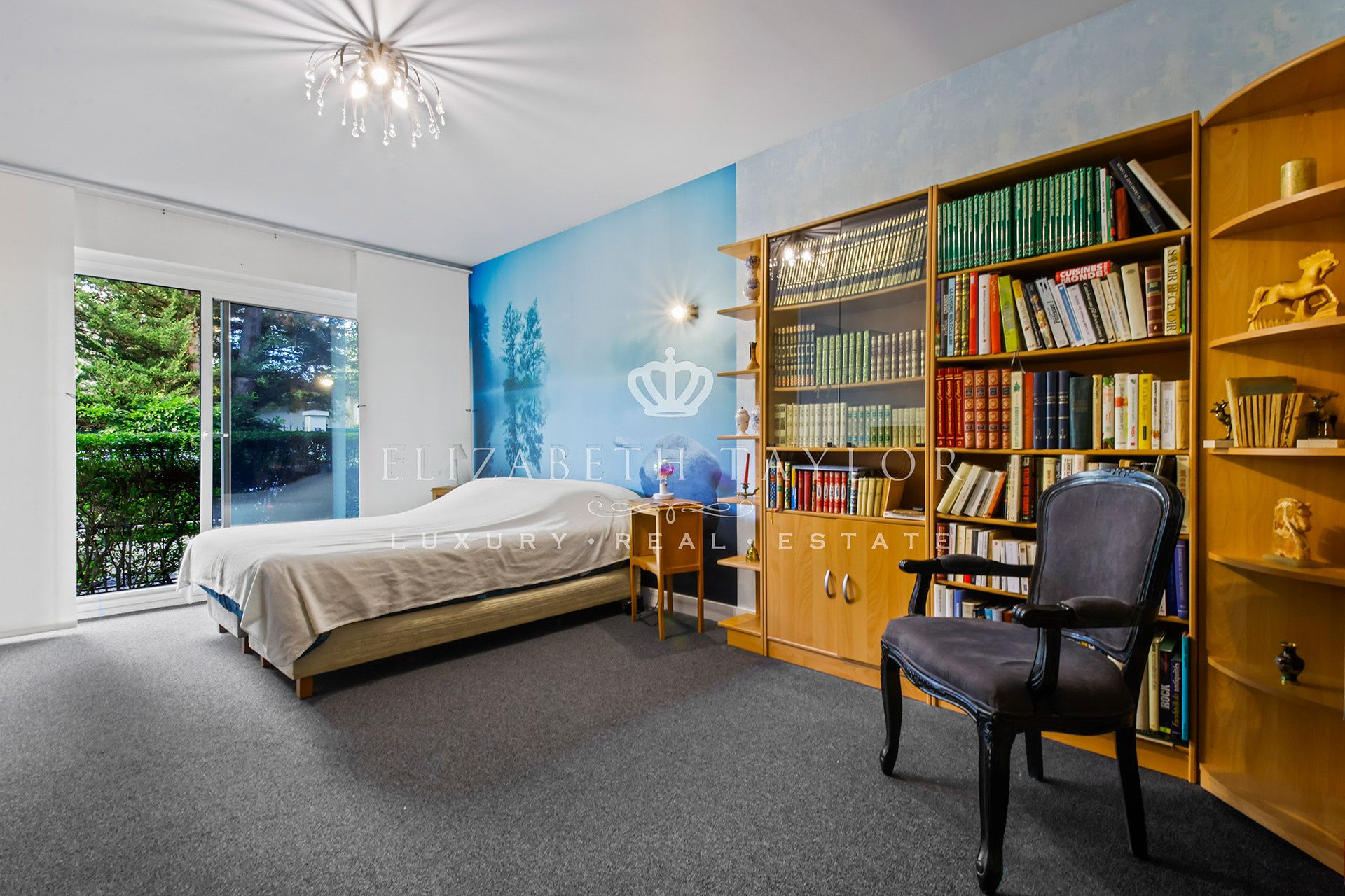 apartment 5 rooms for sale on Le Vésinet (78110)