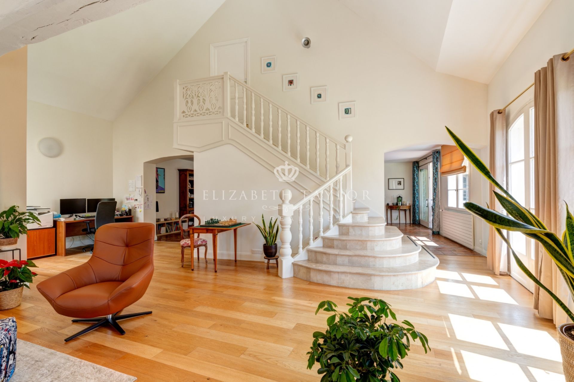 maison 14 pièces en vente sur Noisy-le-Roi (78590)