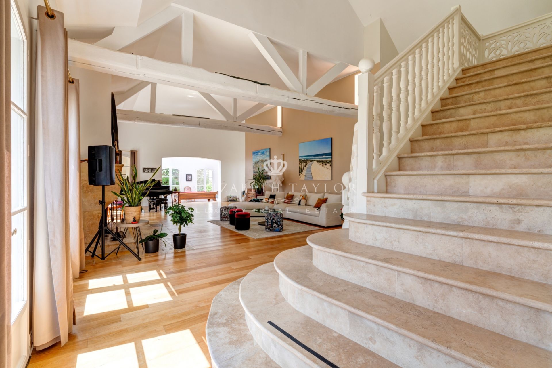 maison 14 pièces en vente sur Noisy-le-Roi (78590)