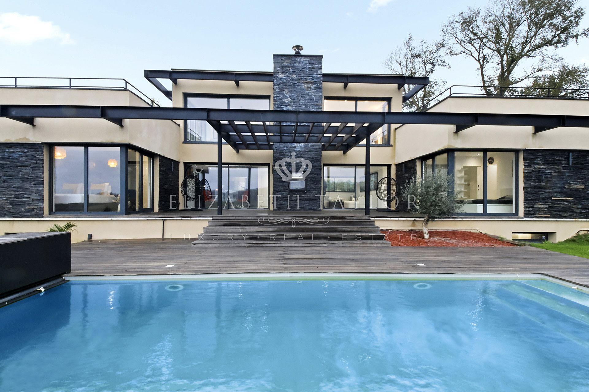 propriété 10 pièces en vente sur Bazemont (78580) - Plus de details