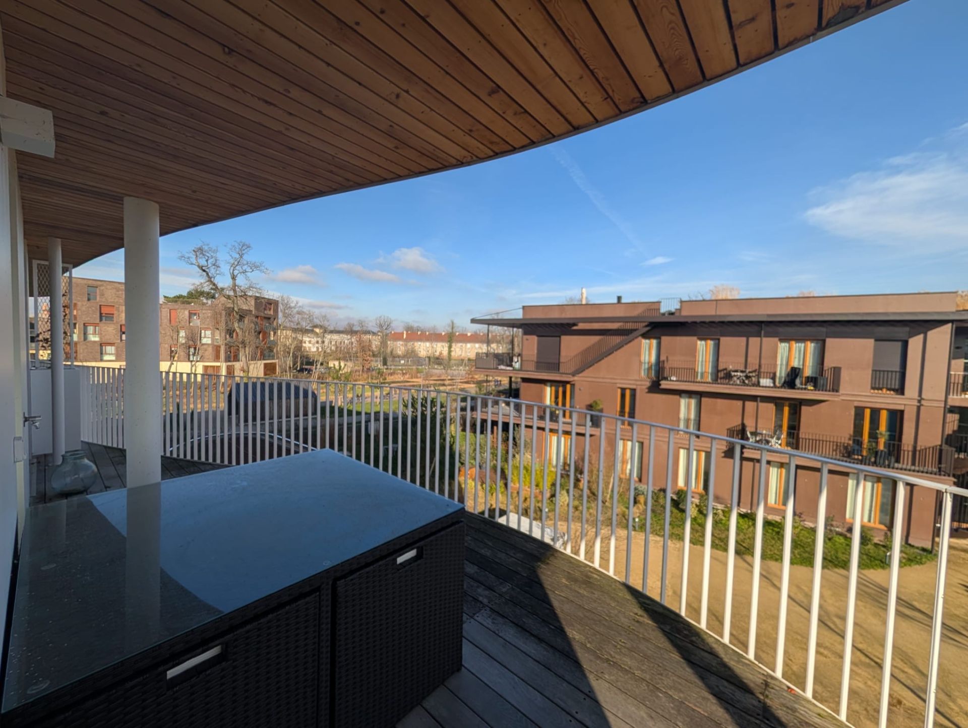 apartment 5 rooms for sale on Le Vésinet (78110)