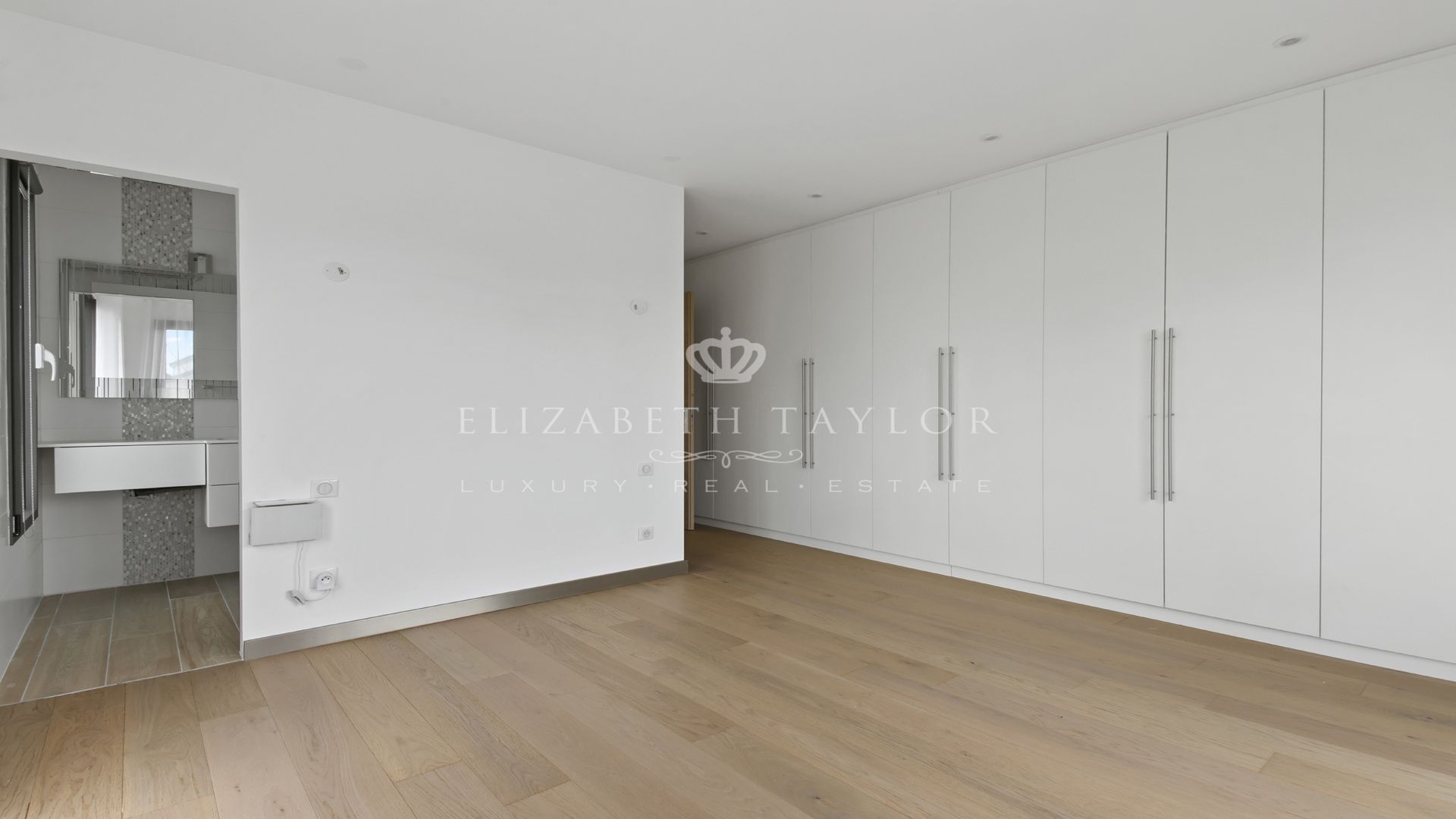 maison 11 pièces en vente sur Chatou (78400)