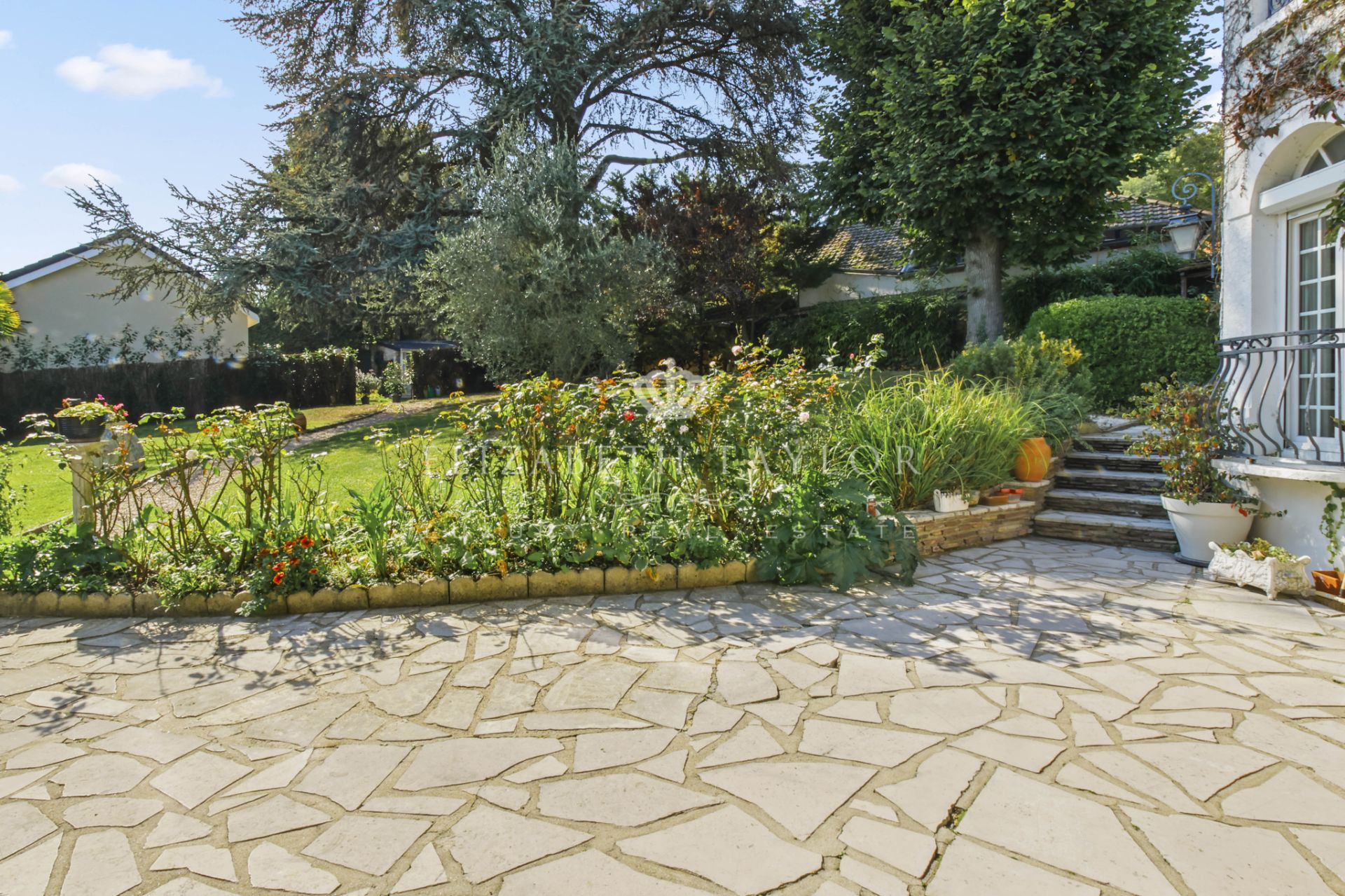 propriété 9 pièces en vente sur Villennes-sur-Seine (78670)