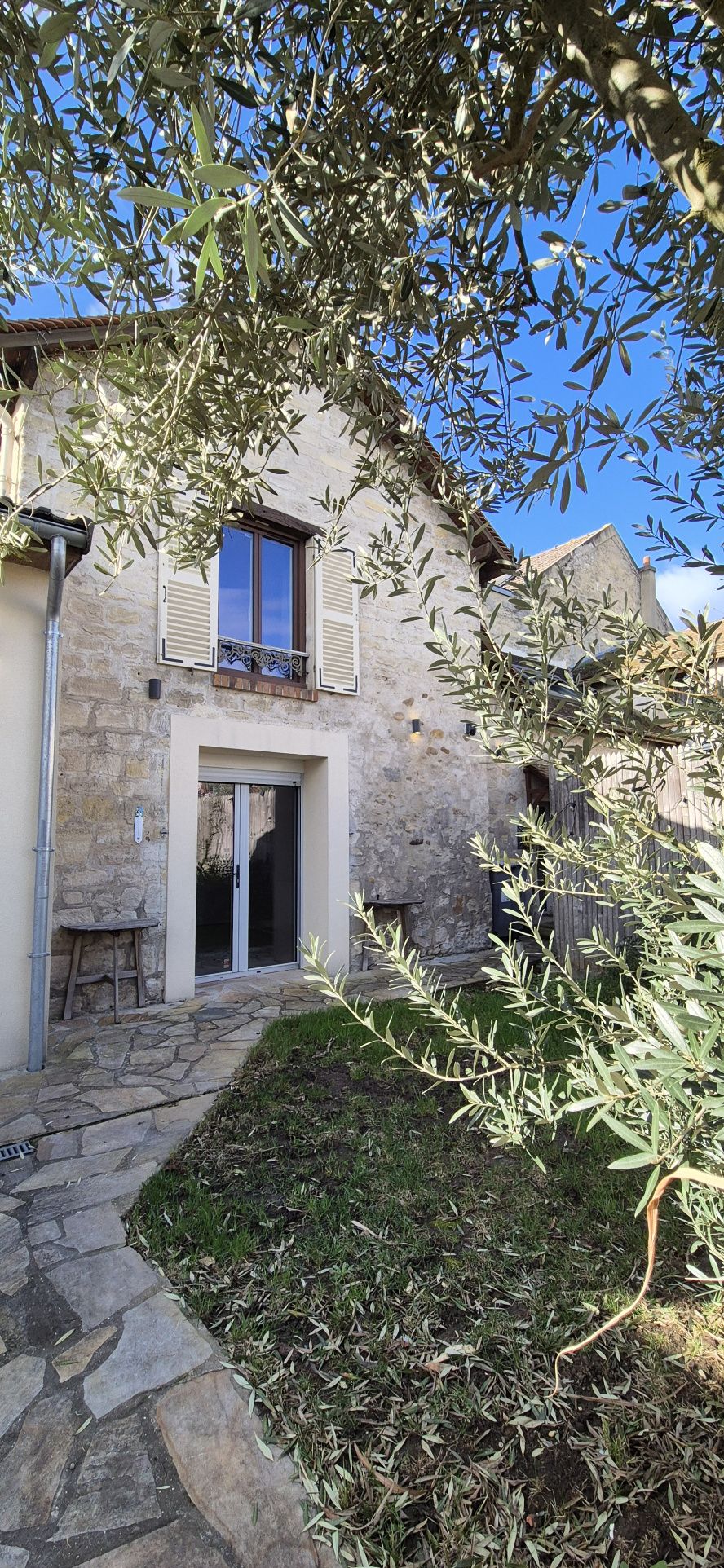 house 4 rooms for sale on Croissy-sur-Seine (78290)