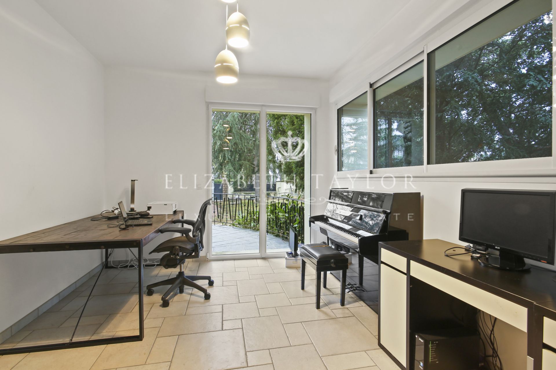 maison 11 pièces en location sur Le Vésinet (78110)