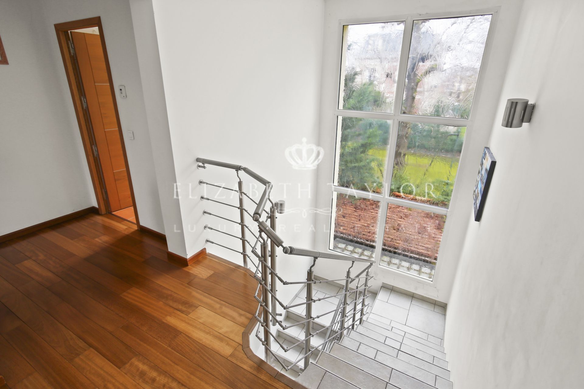 maison 11 pièces en location sur Le Vésinet (78110)