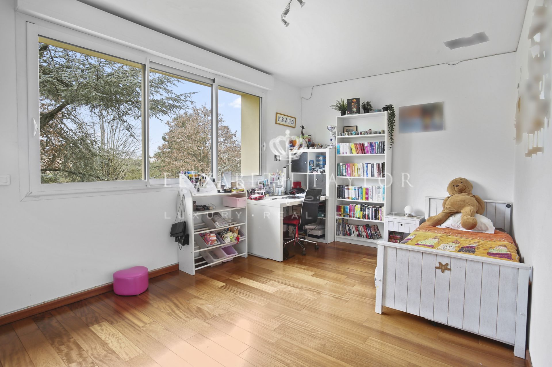 maison 11 pièces en location sur Le Vésinet (78110)