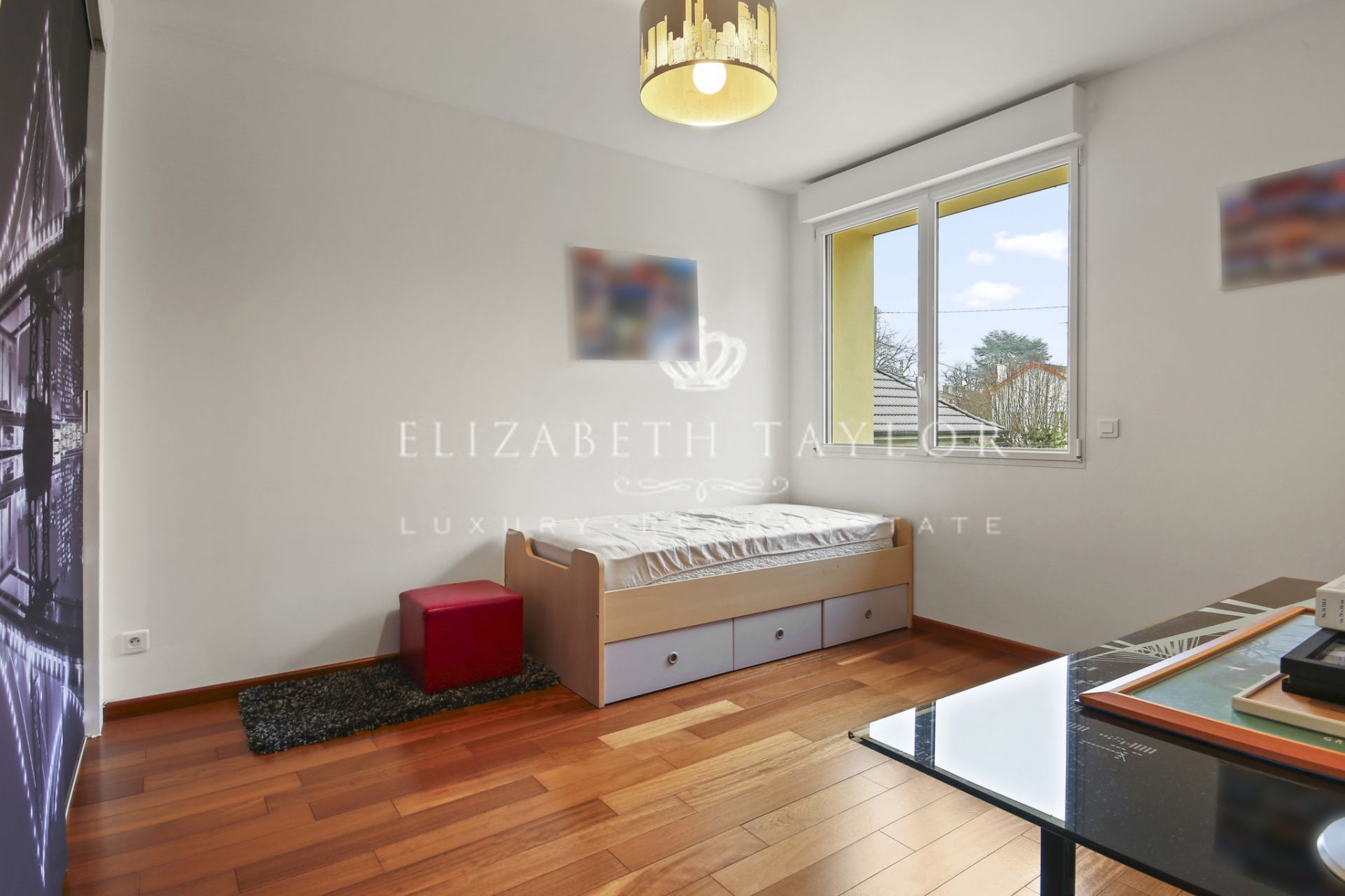 maison 11 pièces en location sur Le Vésinet (78110)