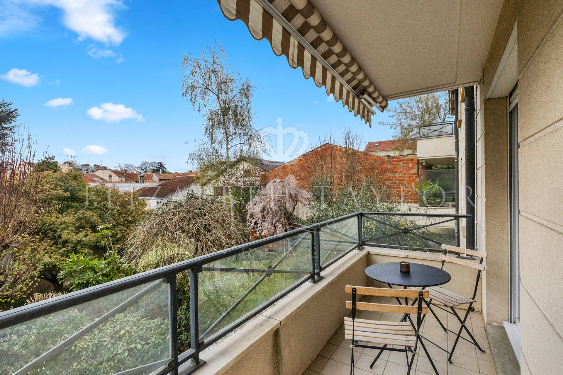 apartment 3 rooms for sale on Le Vésinet (78110)