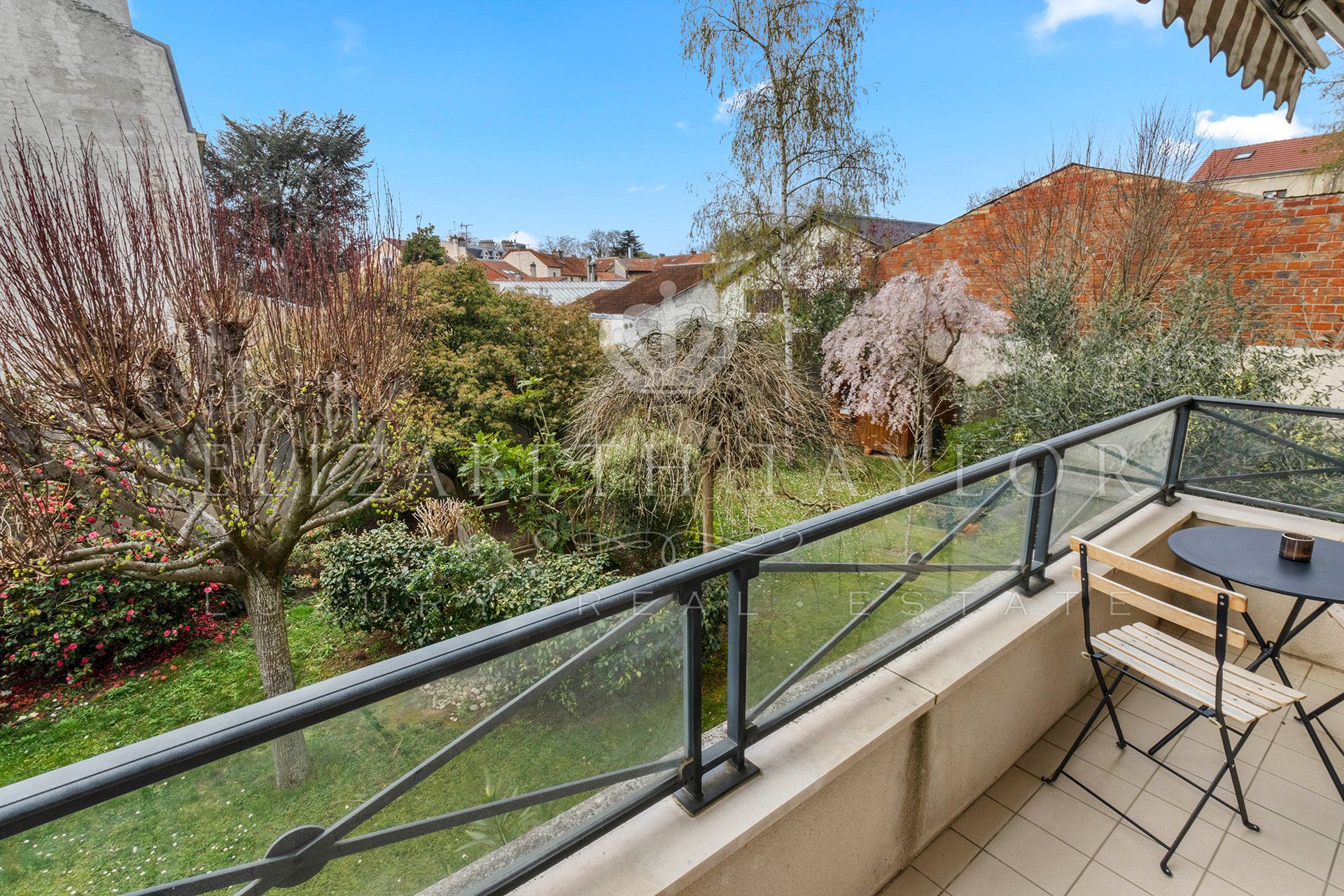 apartment 3 rooms for sale on Le Vésinet (78110)