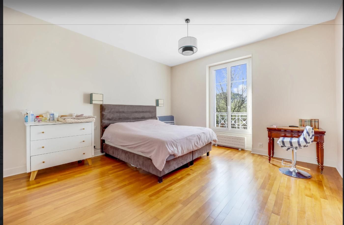 apartment 3 rooms for sale on Le Vésinet (78110)