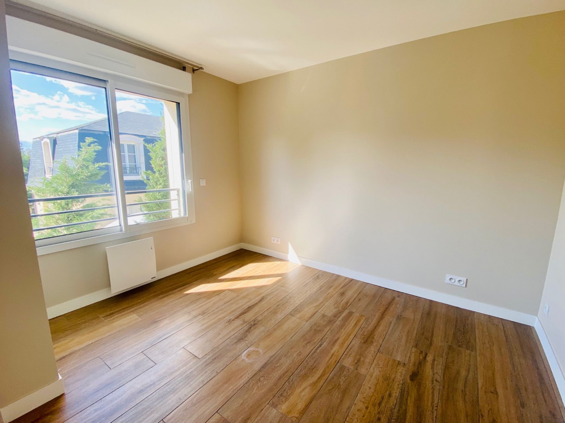 apartment 2 rooms for rent on Orgeval (78630)