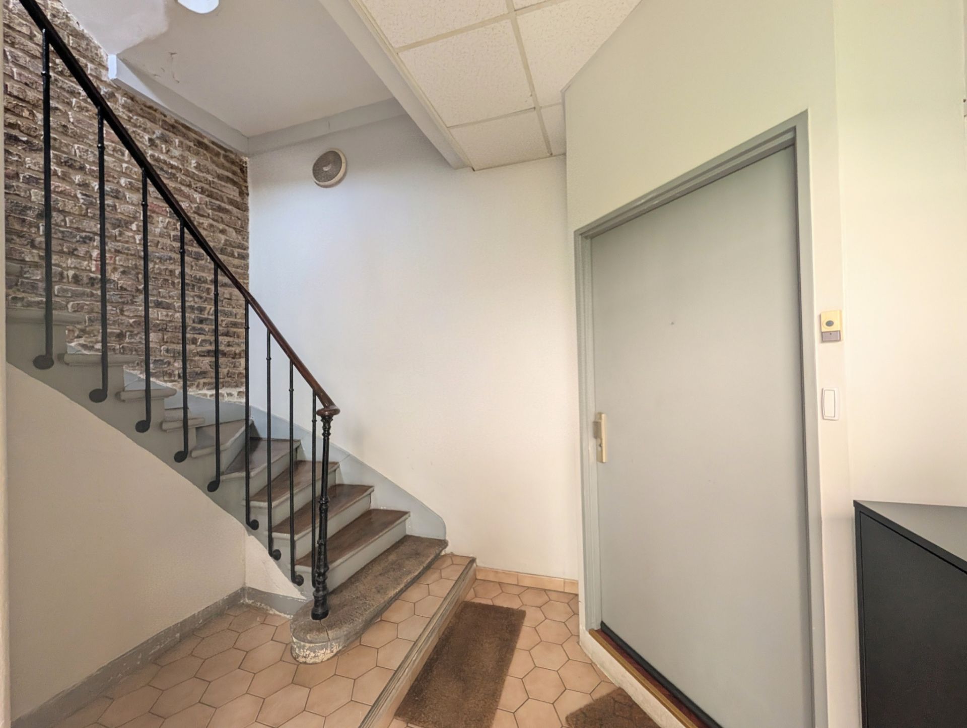 apartment 1 room for sale on Le Vésinet (78110)