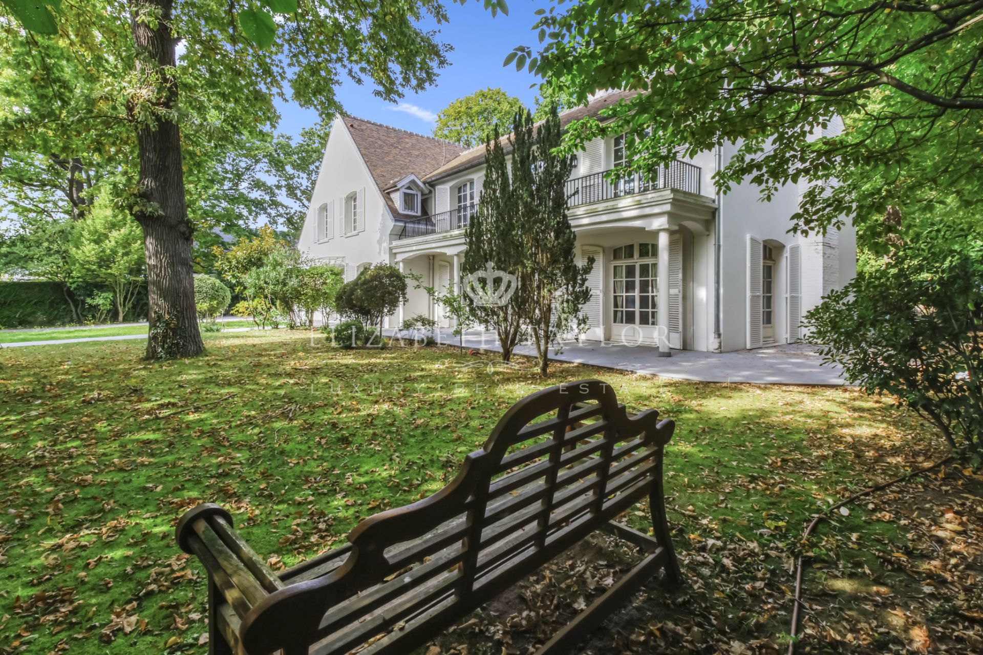 villa 14 pièces en vente sur Le Vésinet (78110) - Plus de details