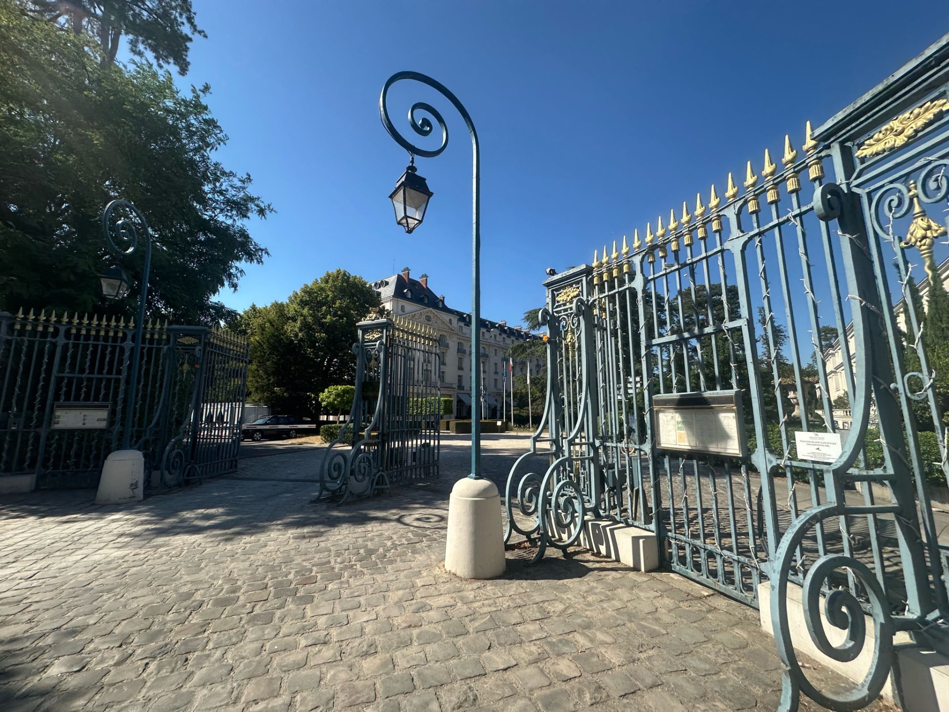 appartement 6 pièces en location sur Versailles (78000)