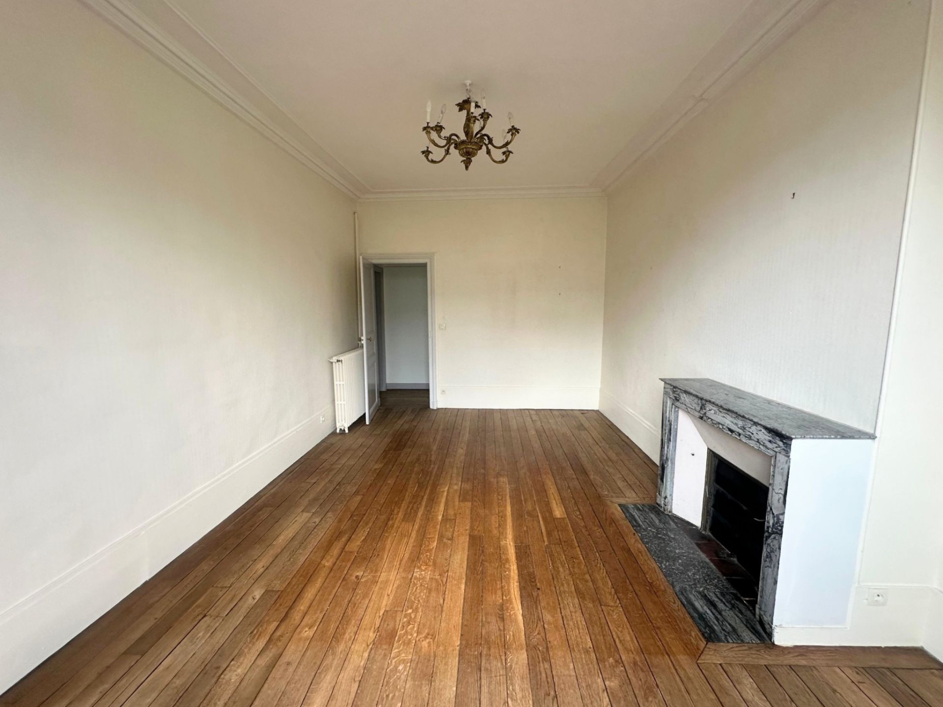 appartement 6 pièces en location sur Versailles (78000)