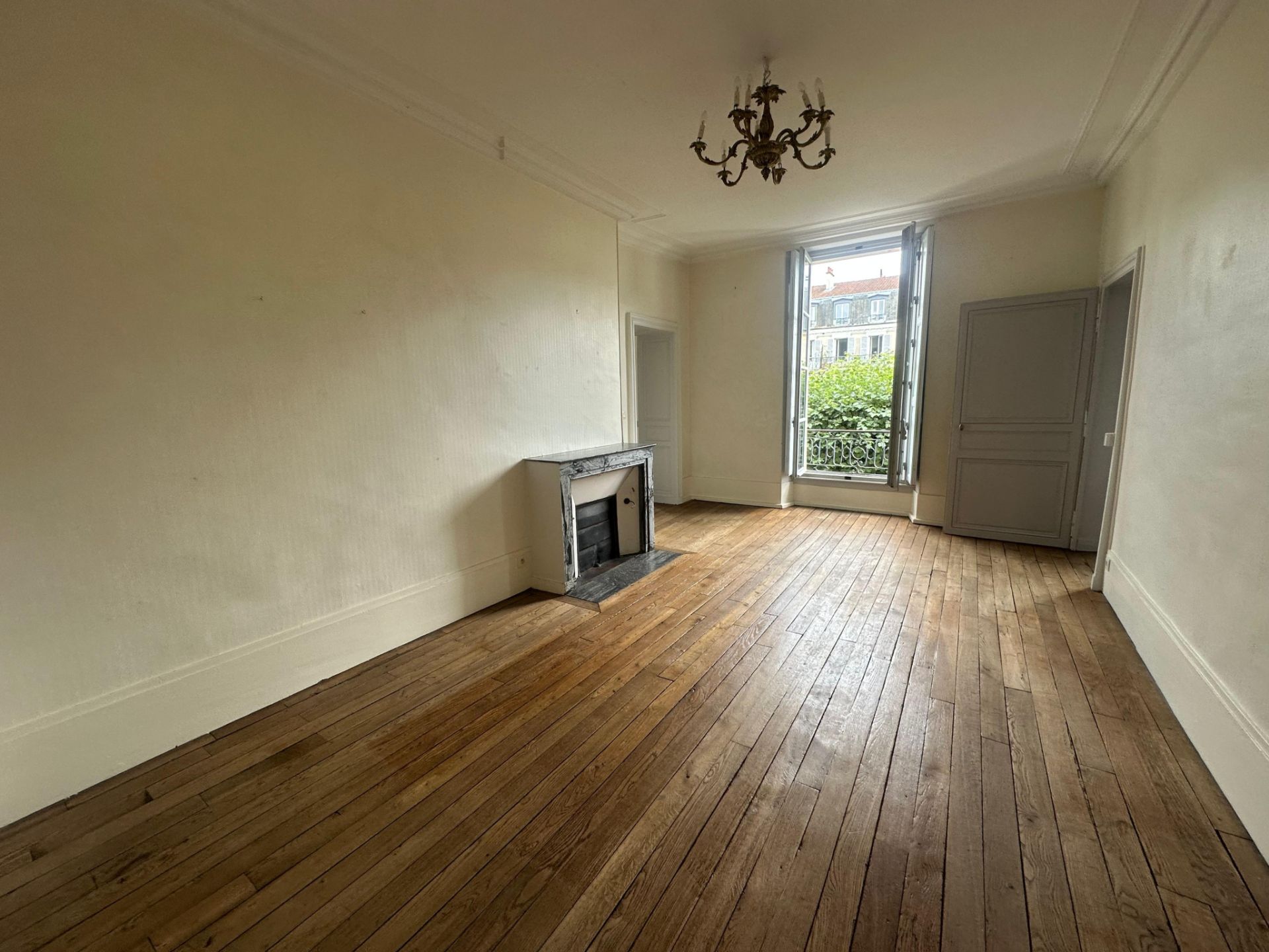 appartement 6 pièces en location sur Versailles (78000)
