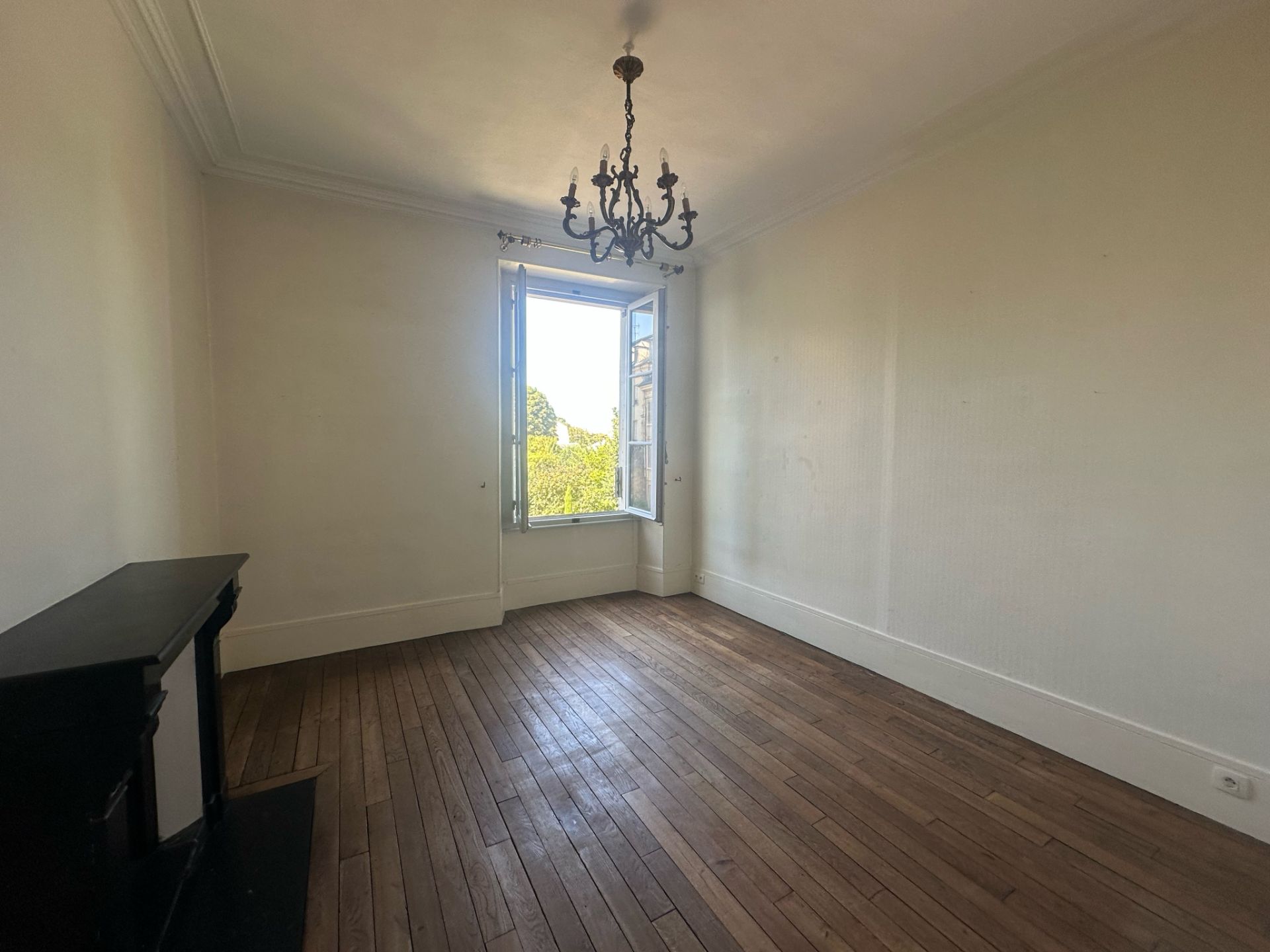 appartement 6 pièces en location sur Versailles (78000)