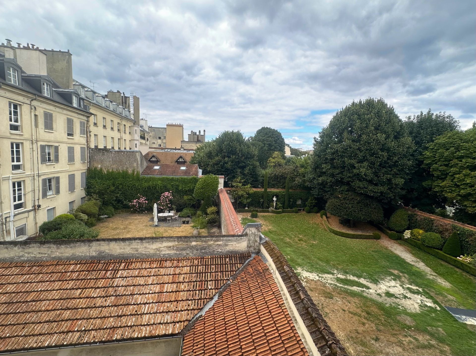 appartement 6 pièces en location sur Versailles (78000)